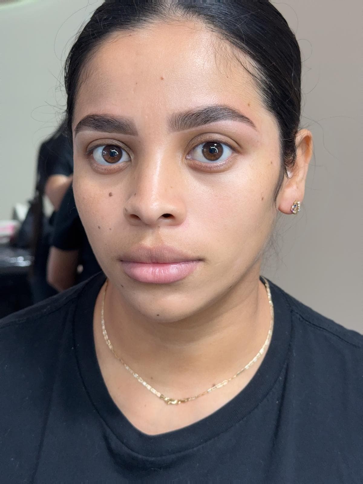 Brow Lamination - Shaping 2