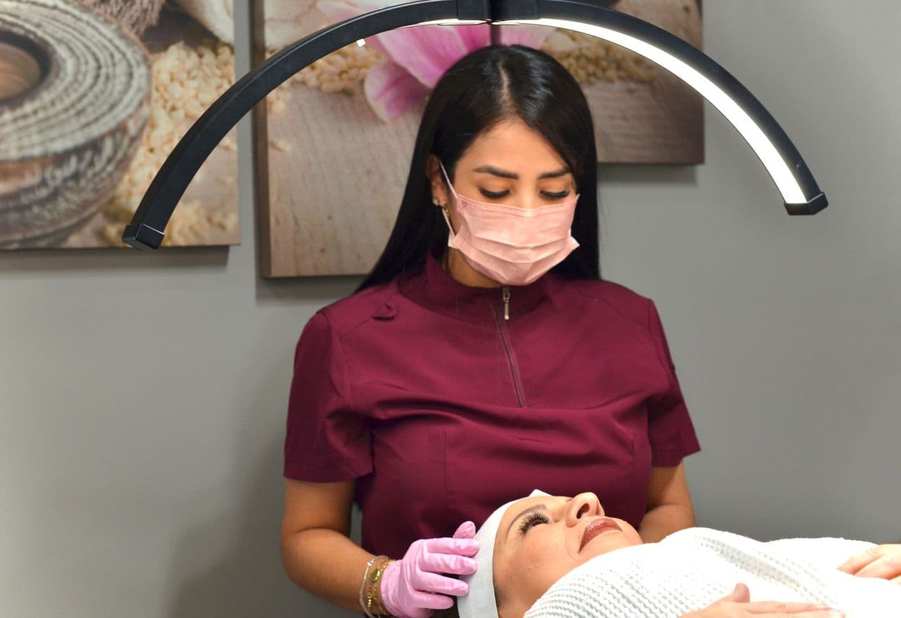 Signature Facials 1